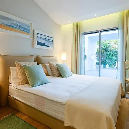 빌라 Vale Do Garrao Sleeps 8 With Pool Air Con And Wifi *
